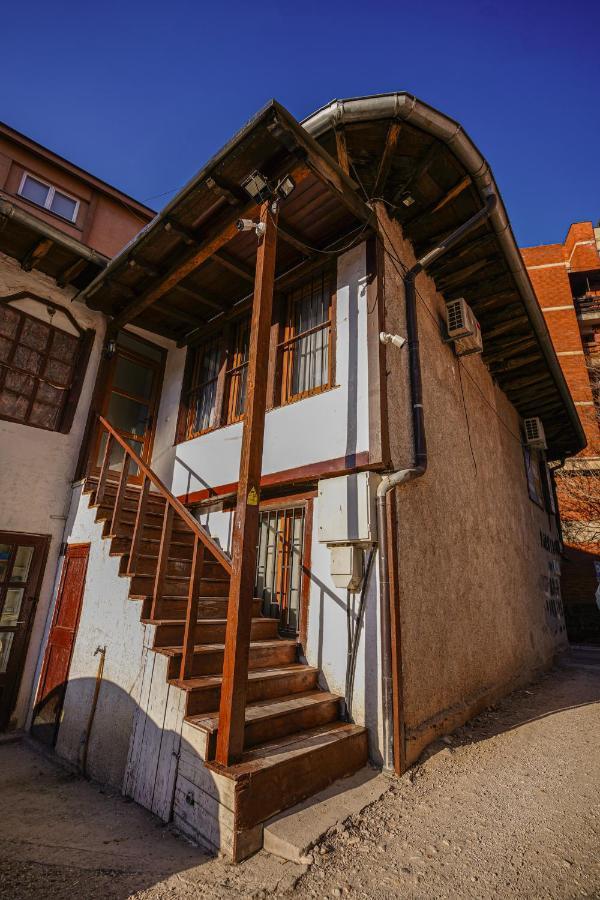 Old House Apartment Prishtinë Exterior photo